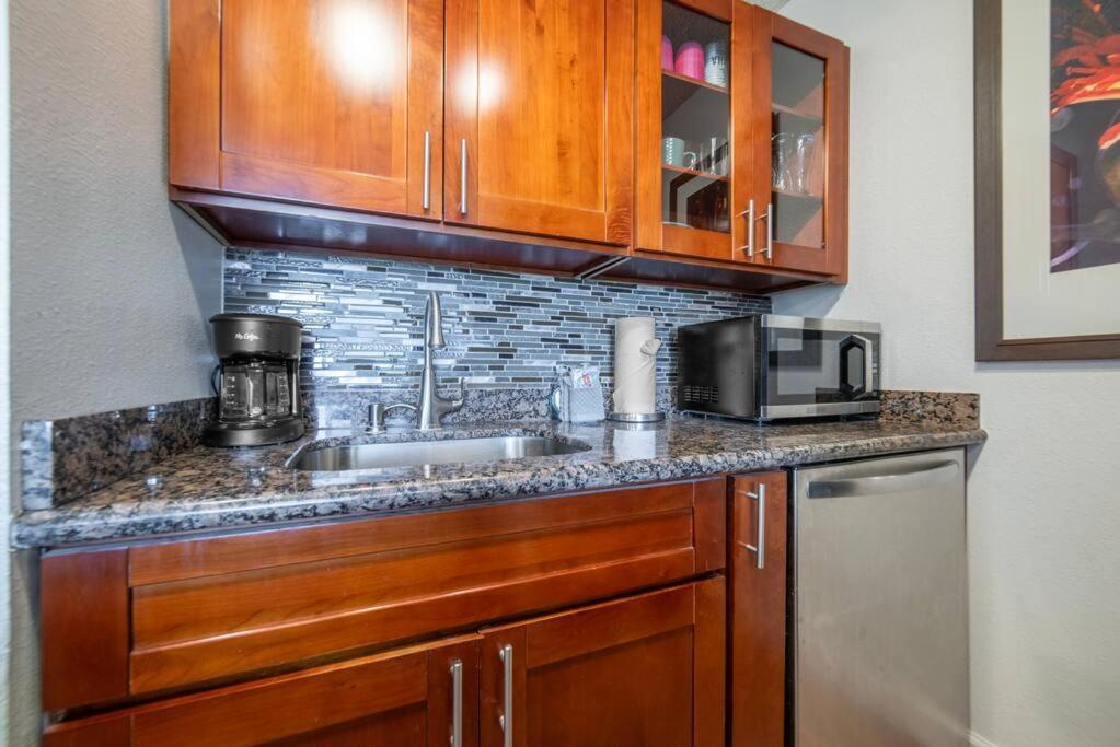 Stunning Maui Direct Ocean Front On The Beach, Walk To Beach From Condo, Watch Turtles, Whales, Ac In All Rooms Ocean View Pool And Spa 와일루쿠 외부 사진